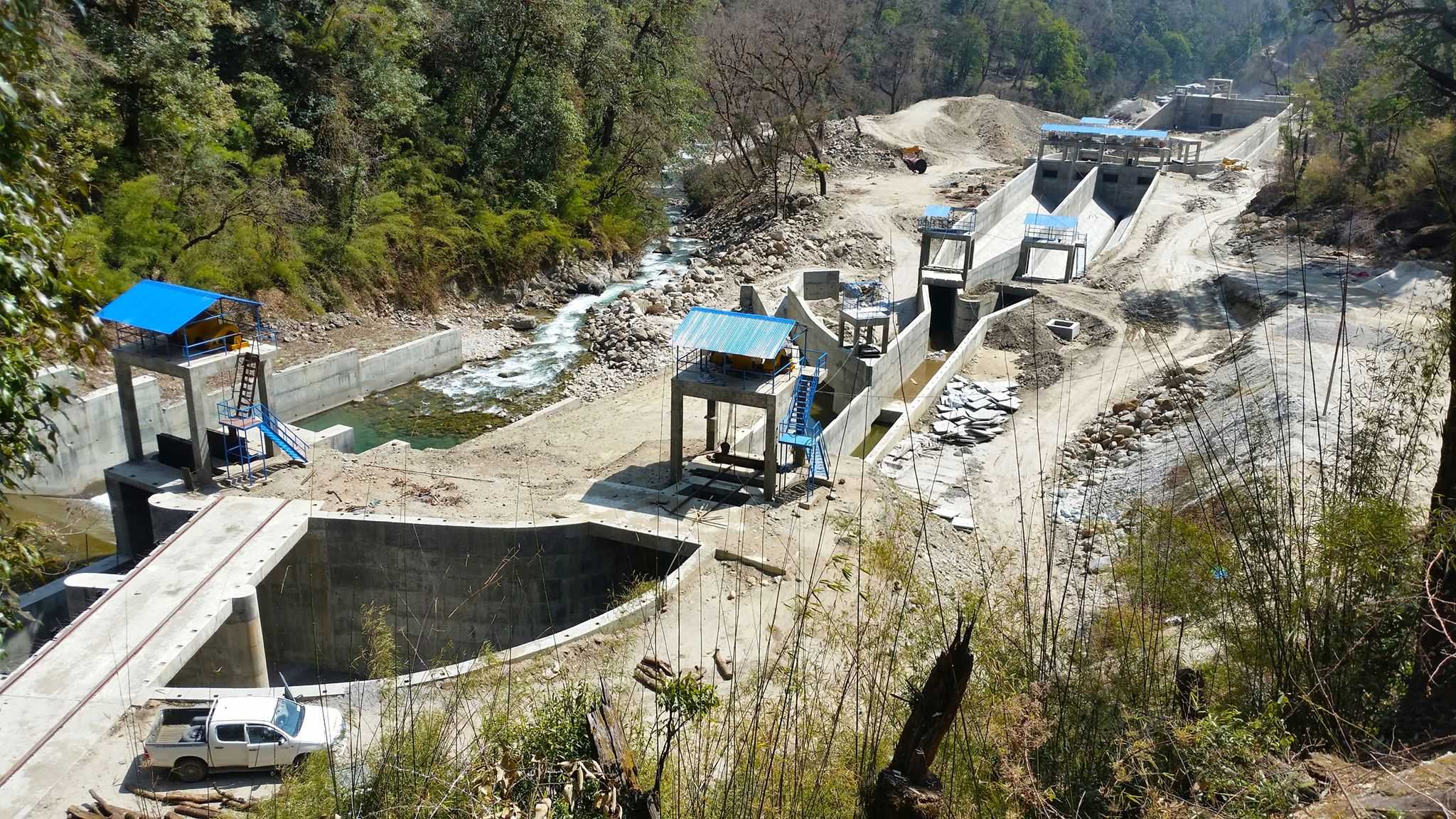 माथिल्लो साञ्जेन जलविद्युत् आयोजनाको विद्युतगृहमा उपकरण जडान सुरु