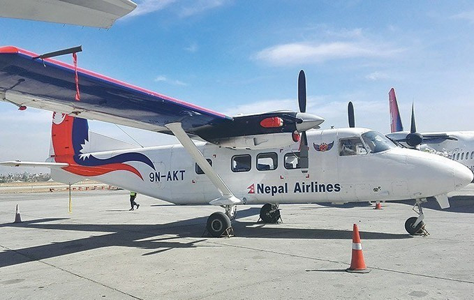 मुगुमा हवाई उडान नहुँदा ताल्चा विमानस्थलमा पर्यटक अलपत्र