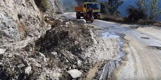 नगरकोट सडकखण्ड दुई महिनाभित्र सडक निर्माण सम्पन्न नगरे ठेक्का रद्द गर्ने