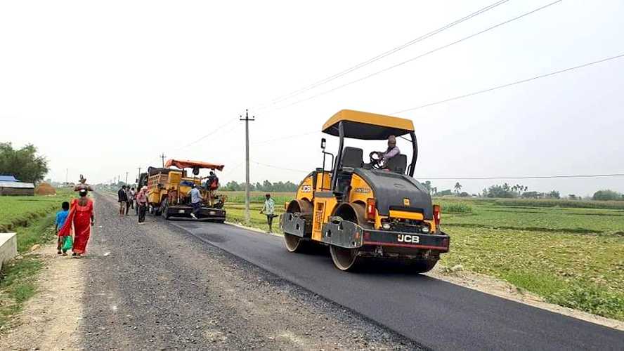 सकियो चक्रपथ निर्माण, कालोपत्रे धमाधम