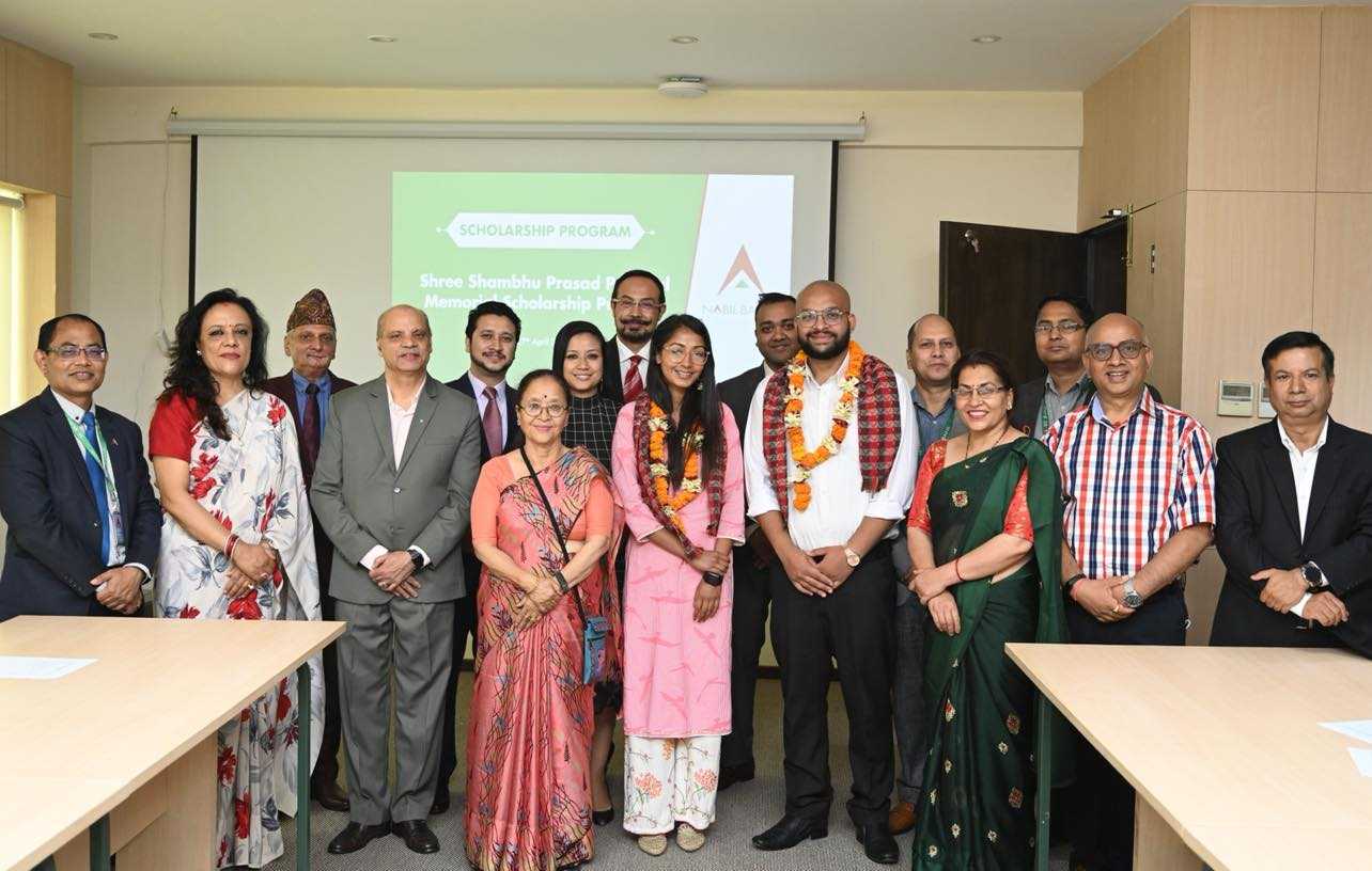 नबिल बैंकद्वारा कर्मचारी परिवारलाई ५० हजार राशिकाे ‘शम्भुप्रसाद पौड्याल स्मृति छात्रवृत्ति’ हस्तान्तरण