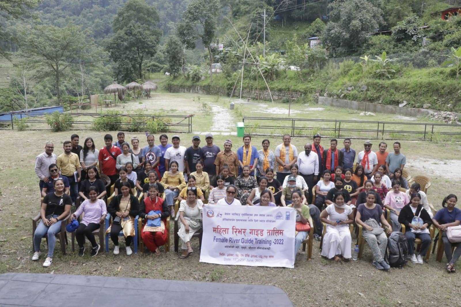 पहिलोपटक महिलाका लागि र्याफ्टिङ तालिम सुरु, जनशक्ति विकासमा कोसेढुंगा सावित हुनेः सीईओ रेग्मी  