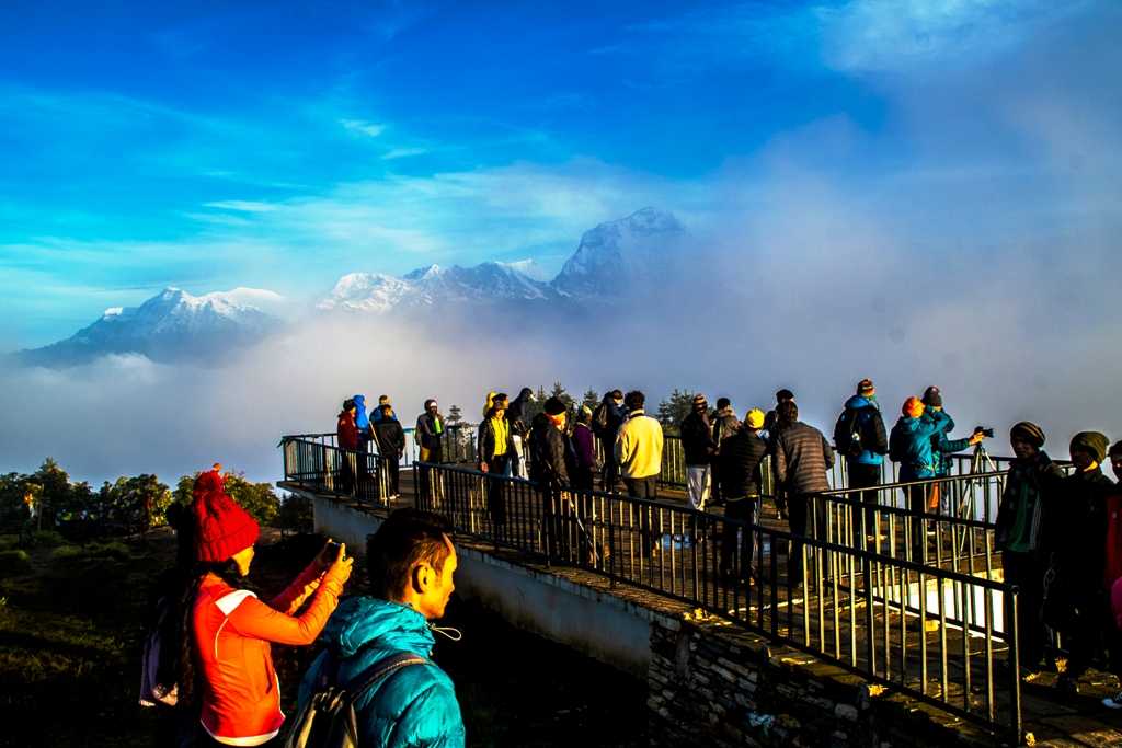 मौसम खुलेसँगै पुनहिलमा पर्यटकको भीड