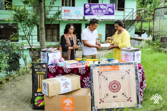 लवप्रसाद बालगृहलाई हिमालय एयरलाइन्सको आर्थिक सहयोग