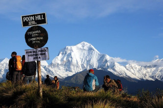 वसन्त ऋतुसँगै घोडेपानी र पुनहिलमा पर्यटकको लर्को