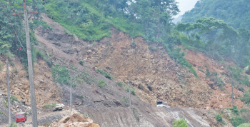 साँघुरो र जीर्ण सडकले मकवानपुरमा दुर्घटनाको जोखिम बढ्दो