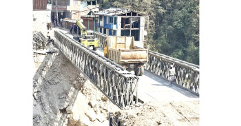 आजदेखि नियमित खुलाइँदै तातोपानी नाका, लिपिङखोलामा जोडियो बेलीब्रिज