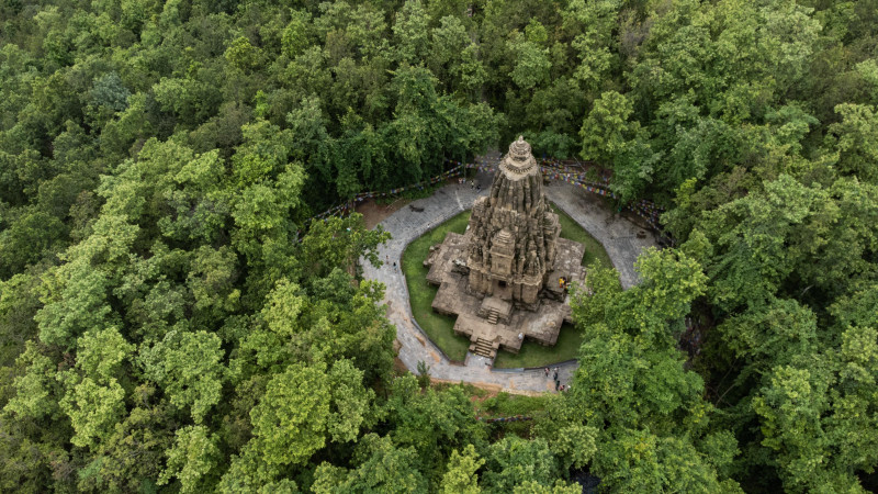 पर्यटक रोजाइमा ऐतिहासिक, धार्मिक एवं पुरातात्त्विक महत्त्वको काँक्रेविहार (तस्बिरसहित)