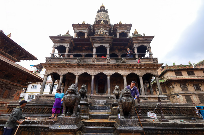 कृष्णाष्टमीका लागि चिटिक्क पारिँदै धार्मिक एवं पर्यटकीय महत्त्वको पाटन दरबार क्षेत्र (तस्बिरसहित)