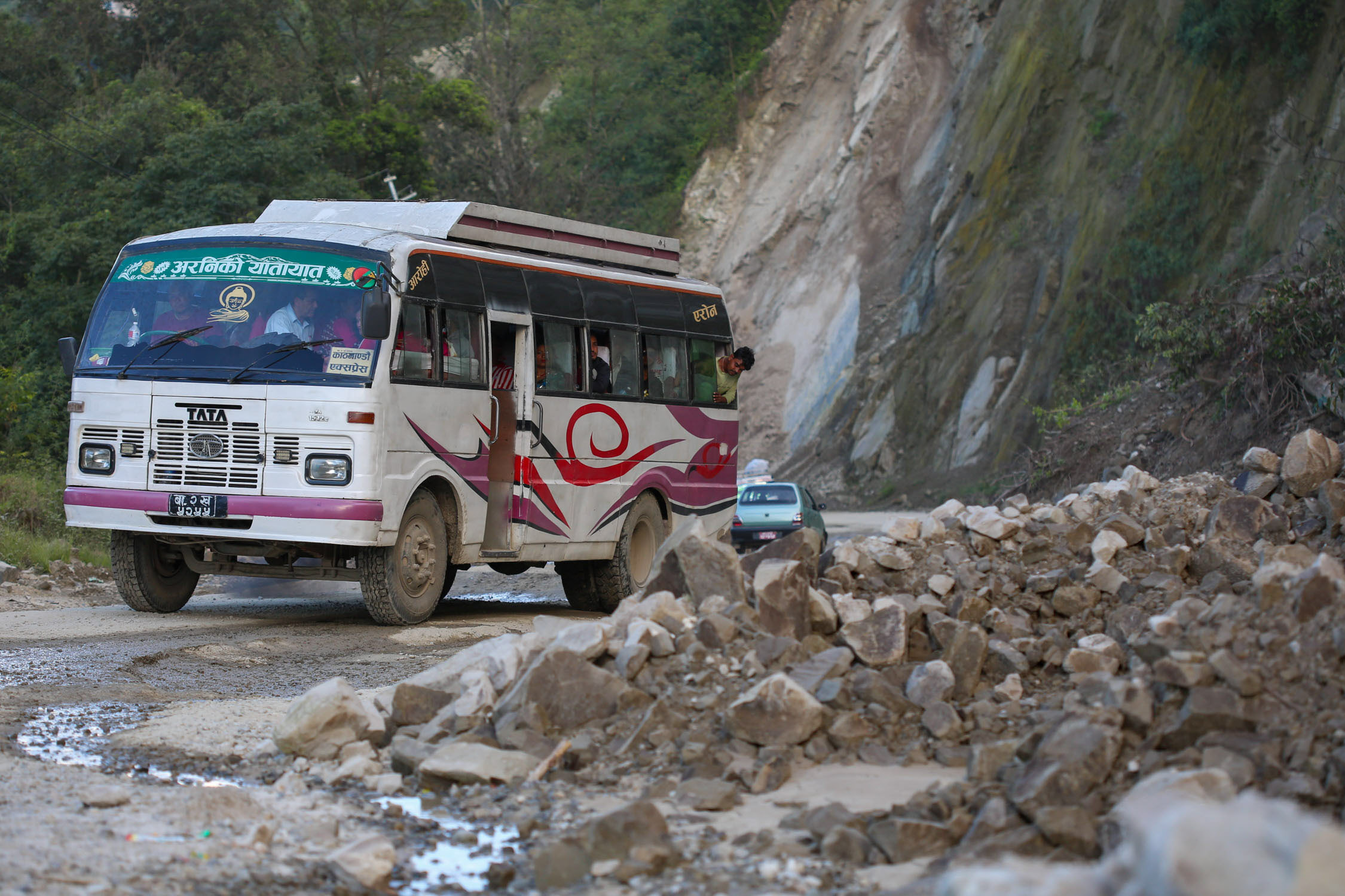 Dhulikhel_Khawa-road_Nepal-Photo-Library_NPL1-1726289963.jpg