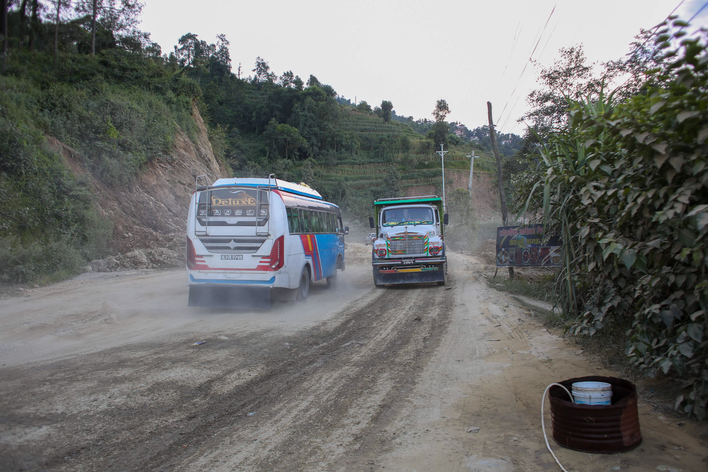 Dhulikhel_Khawa-road_Nepal-Photo-Library_NPL13-1726289969.jpg