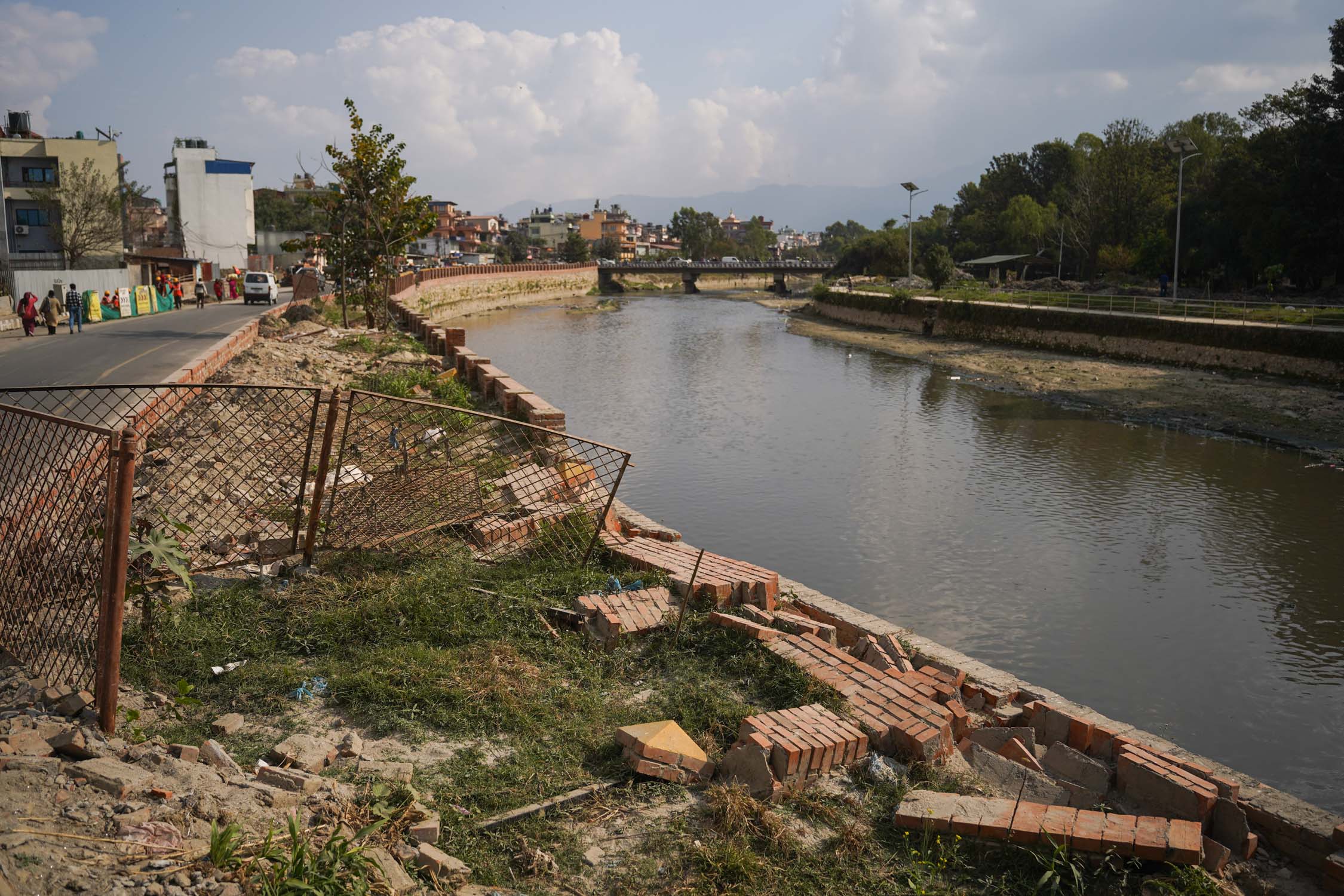 Flood-effect_Nepal-Photo-library_saturday18-1732337951.jpg