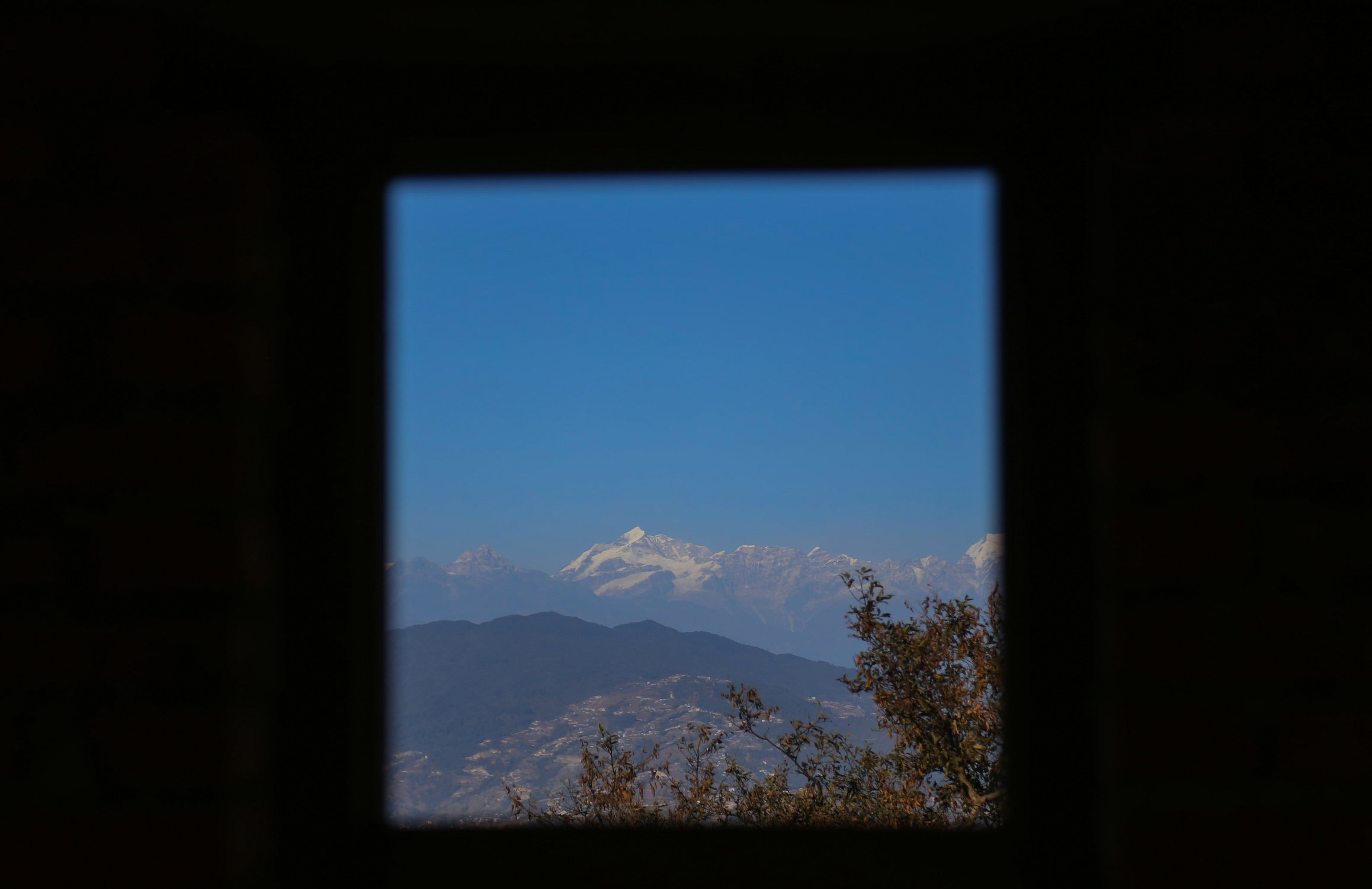 Mountain-seen-from-ktm-valley_Nepal-photo-library4-1737708035.jpg