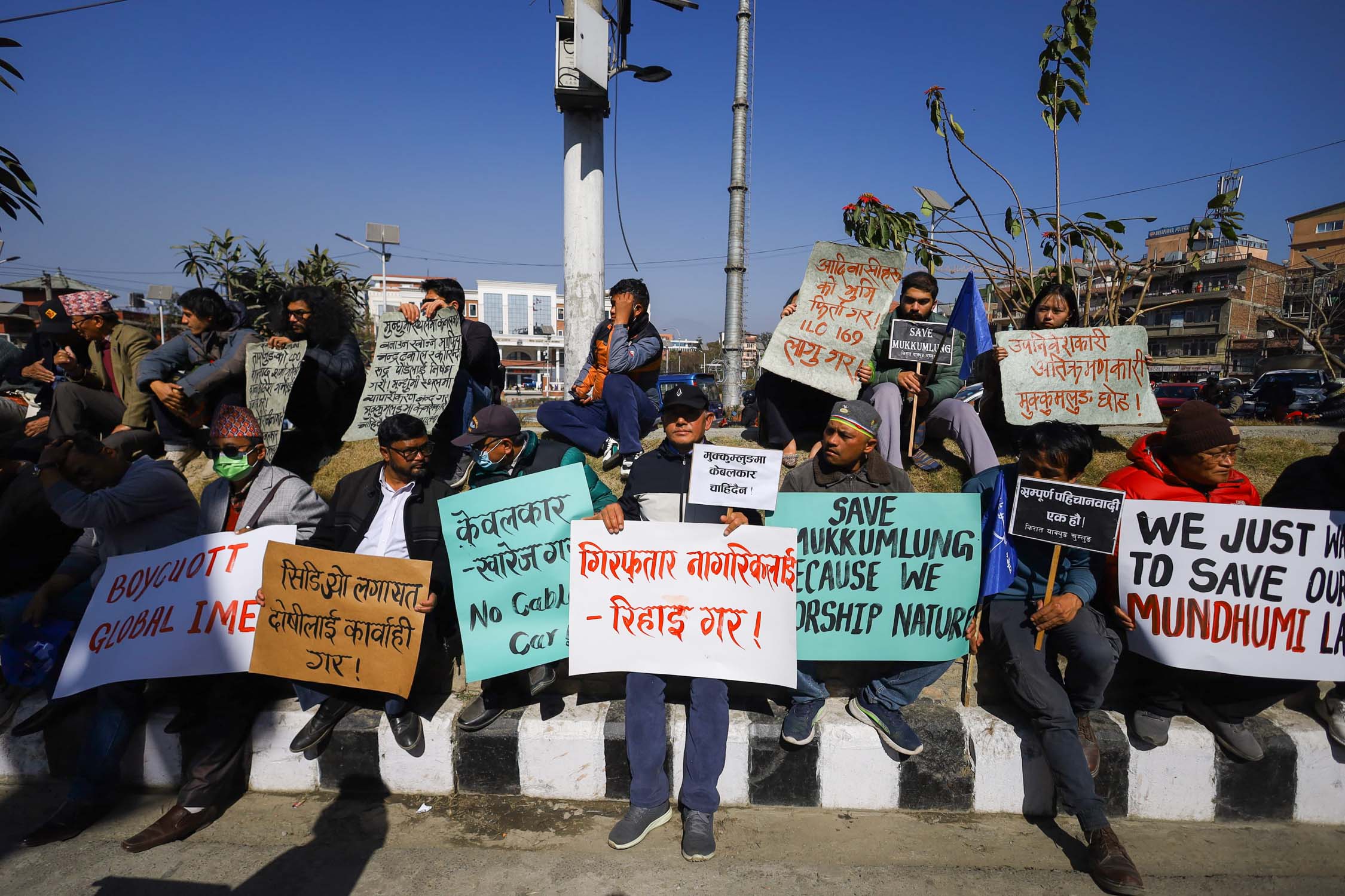 Mukkumlung-Protest_Nepal-photo-library9-1738575270.jpg