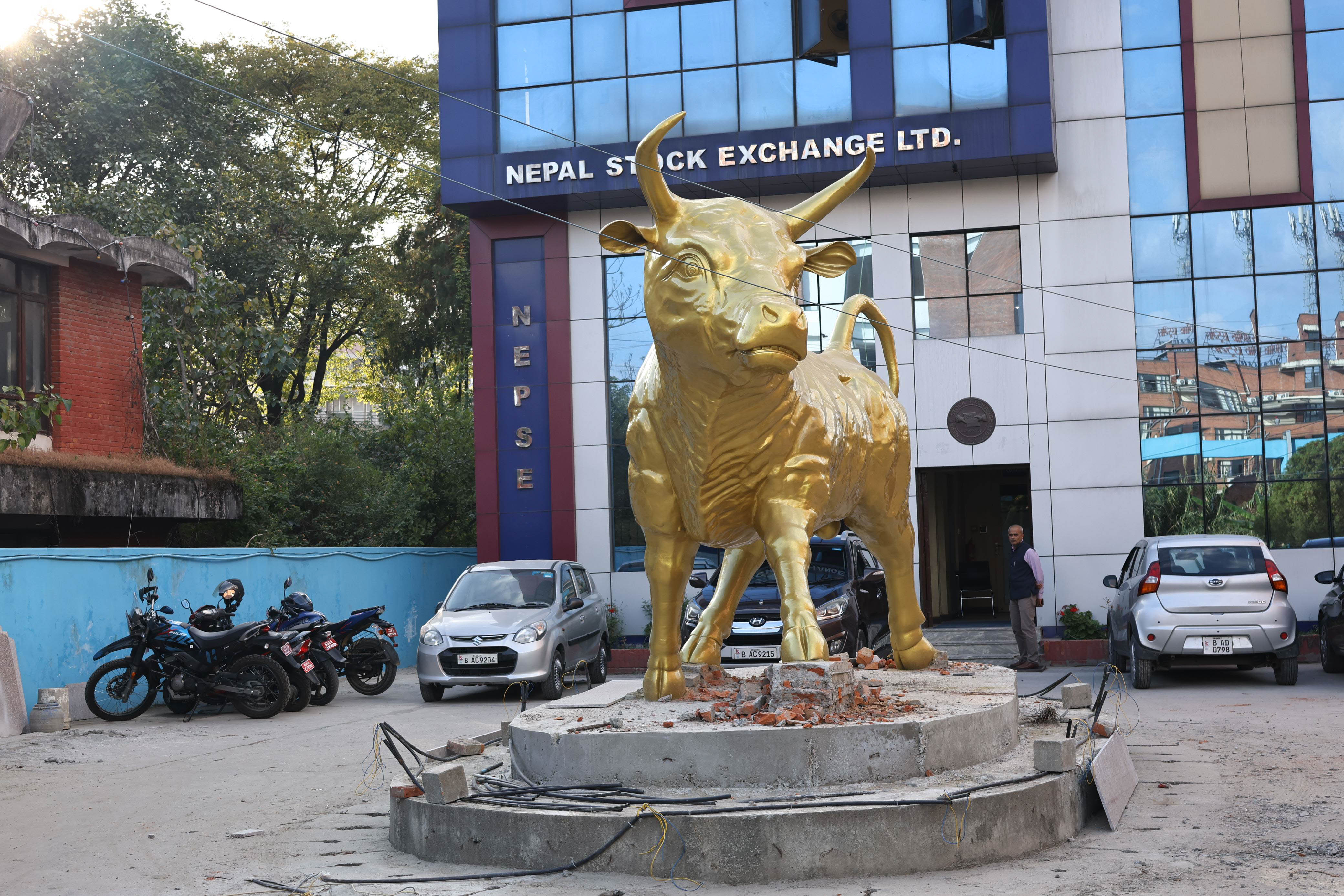 Nepal-stock-exchange,-Bull--385-1729855333.jpg