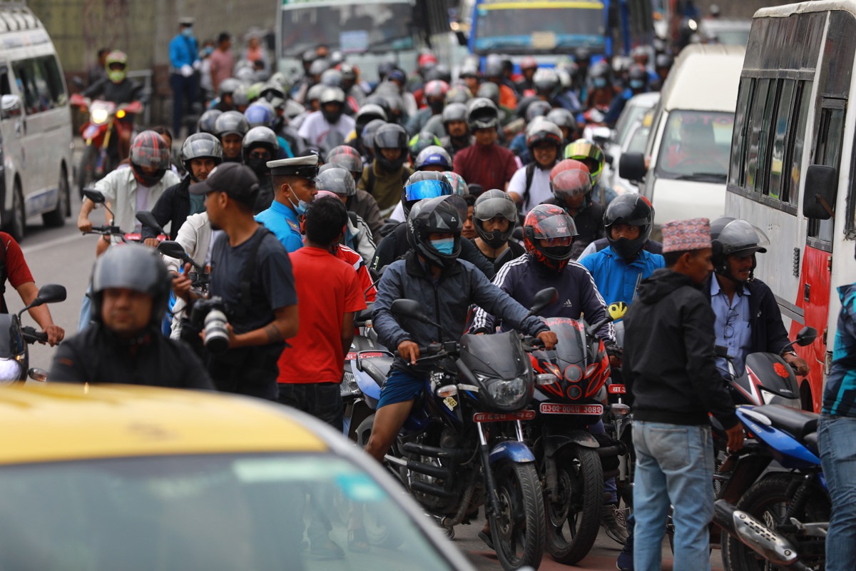 Petrol-shortage_Nepal-Photo-Library3-1718599718.jpg