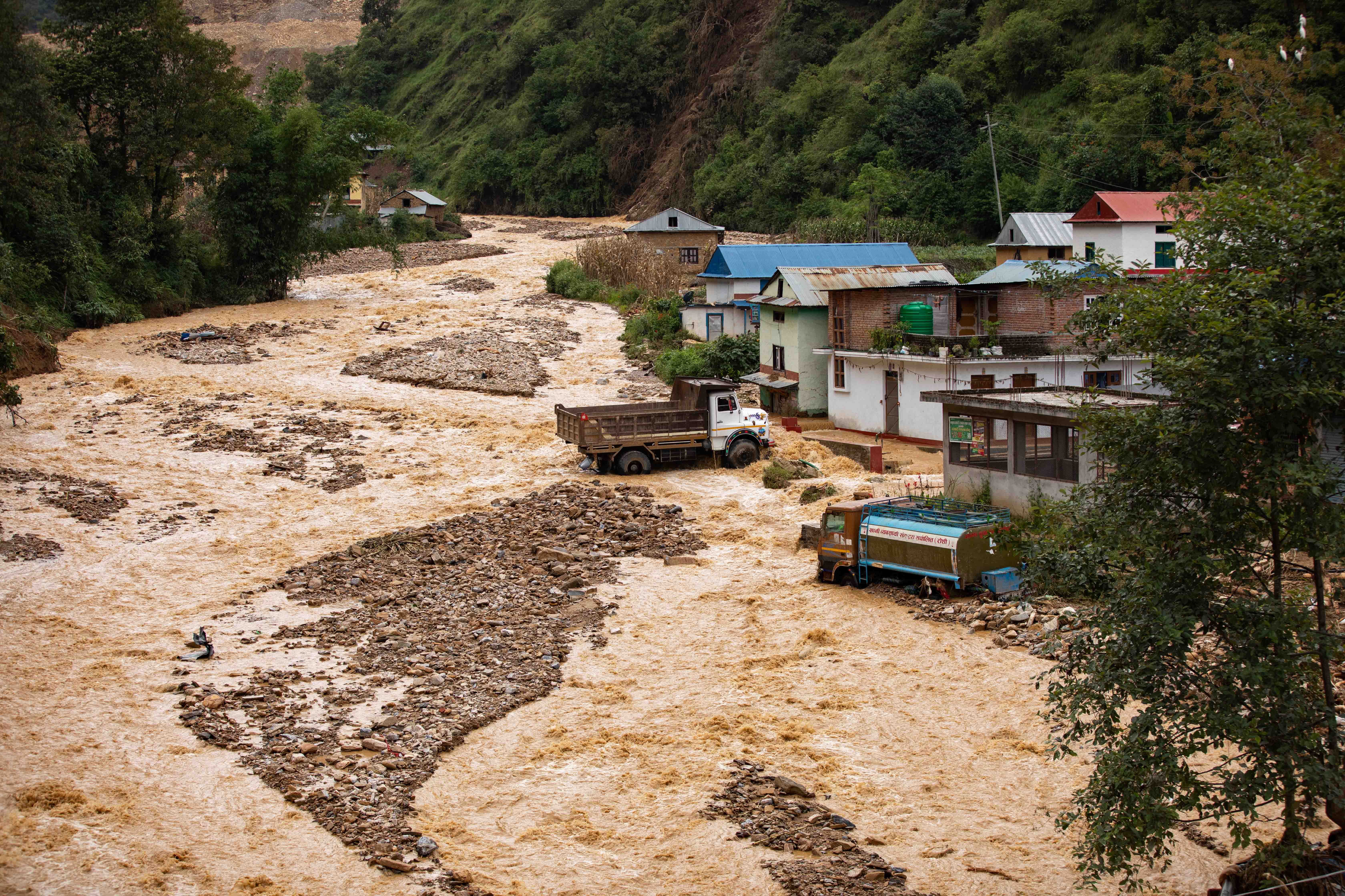 ROSHI_FLOOD_NEPAL-PHOTO-LIBRARY6-1727851491.jpg