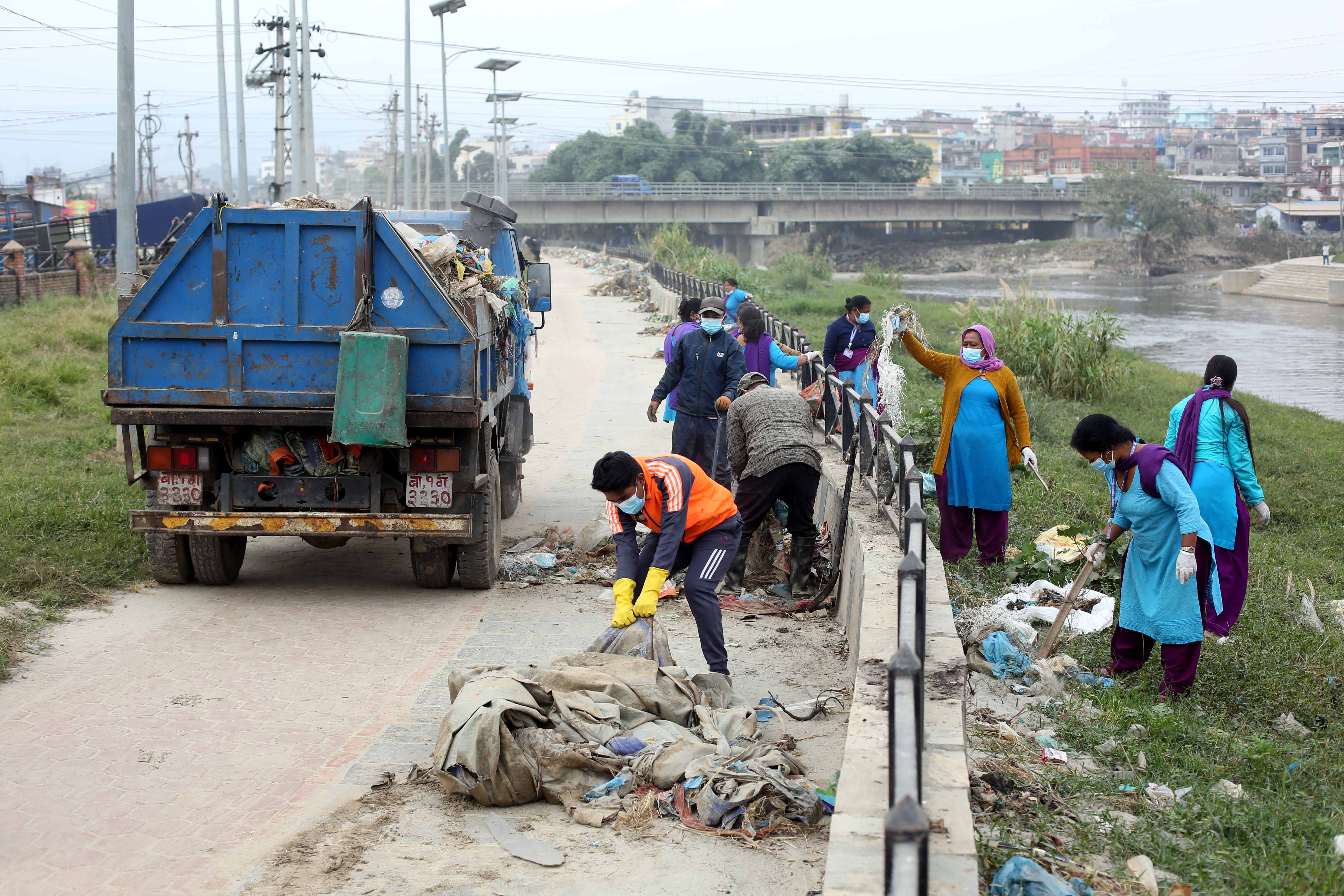 bagmati-nadi-kinar-(8)-1729918653.jpg